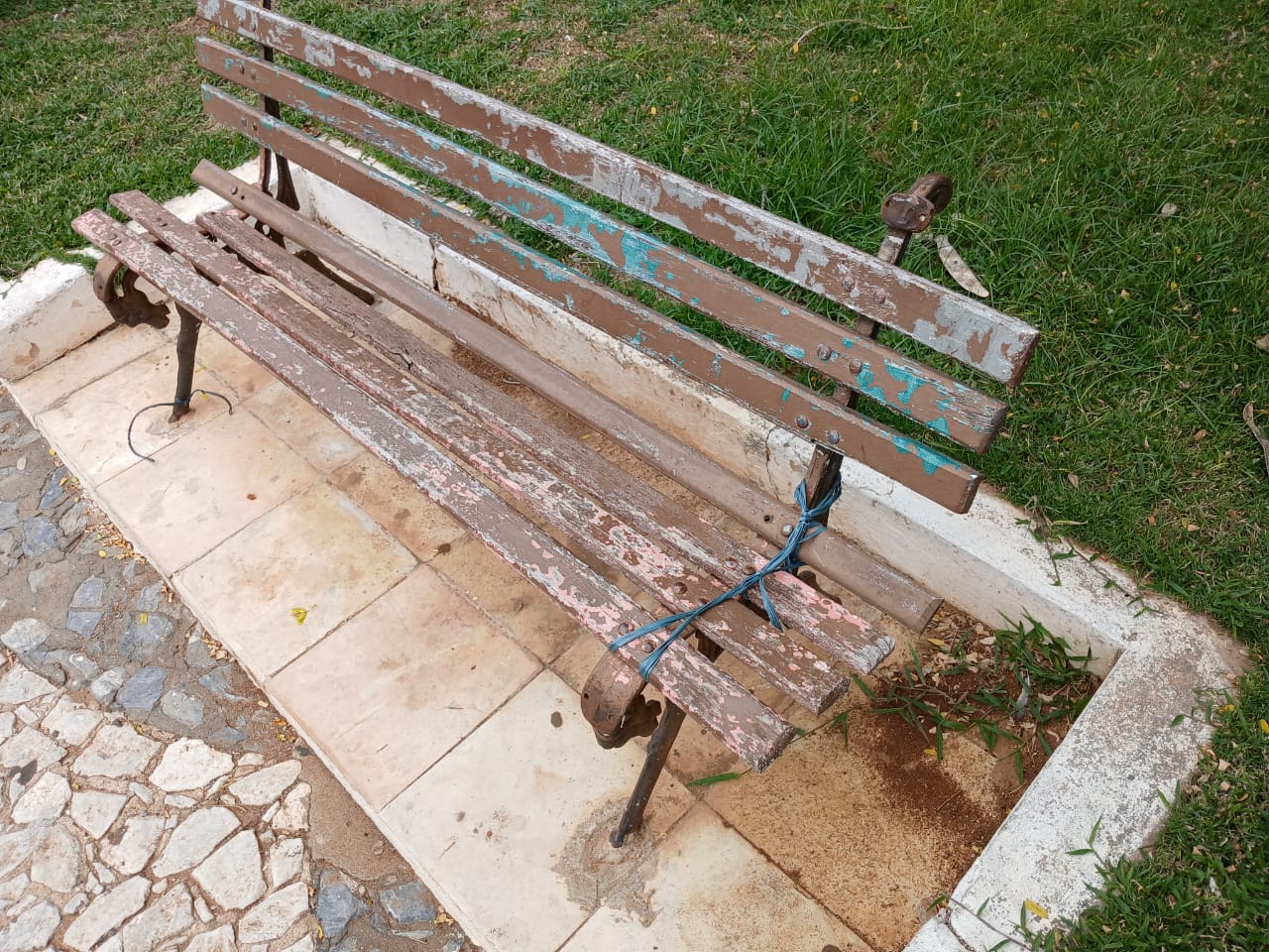 A vergonha diante o abandono da Concha Acústica de Serra Talhada
