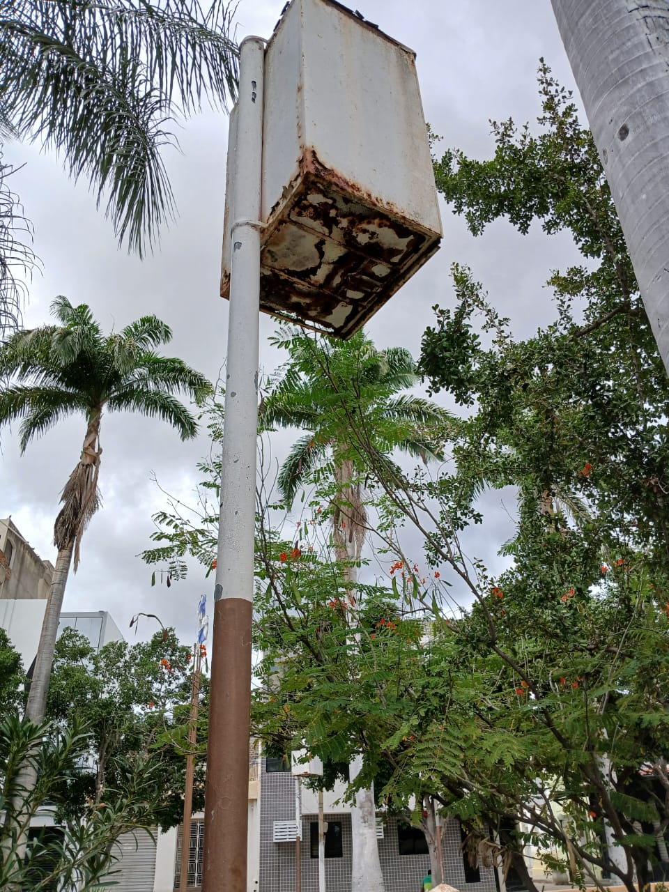 A vergonha diante o abandono da Concha Acústica de Serra Talhada