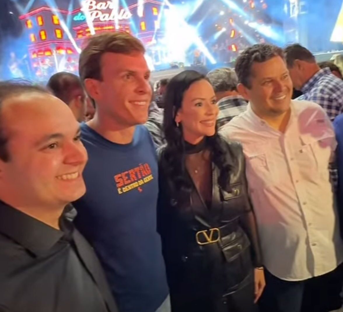 Breno aumenta sintonia com João Campos durante evento em Petrolina