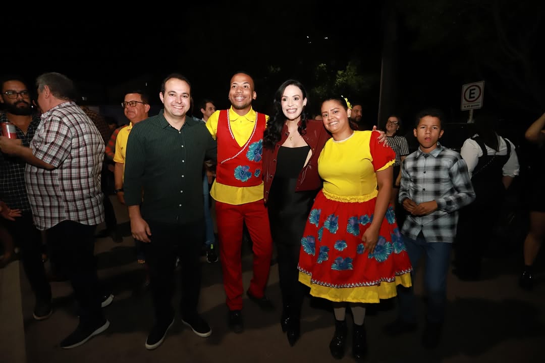 Márcia e equipe abrem festejos em ST no meio das quadrilhas juninas 3 Márcia e equipe abrem festejos em ST no meio das quadrilhas juninas