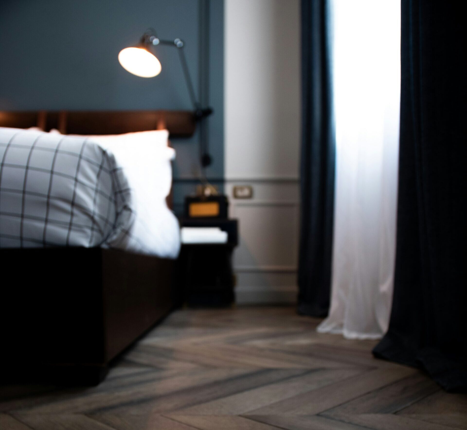 Infarto seria possível causa da morte em motel 1 Motel fala em infarto como possível causa da morte em suíte - Foto: Ralph Darabos/Unsplash