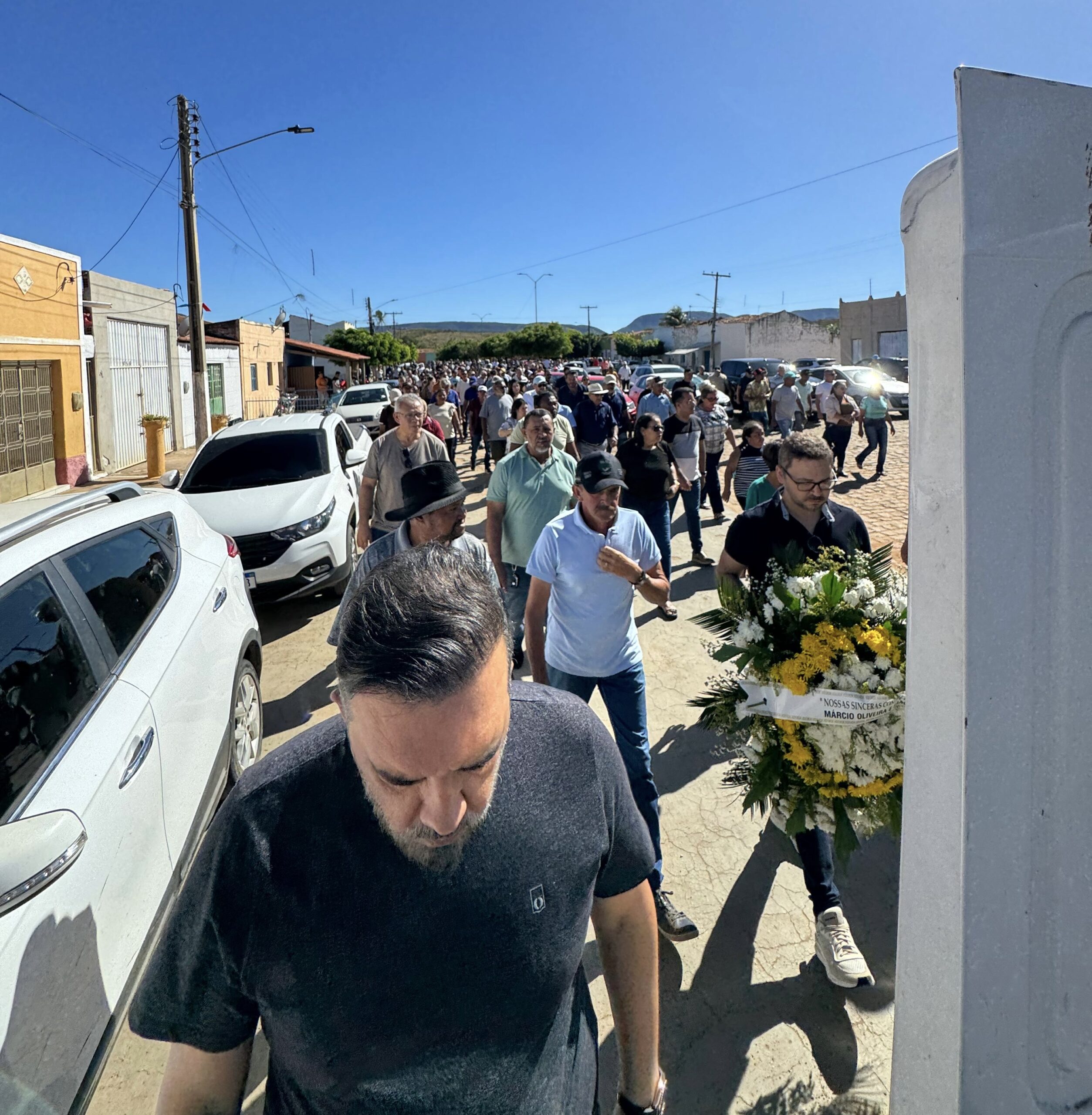 Emoção marca sepultamento de pai de empresário na zona rural de ST