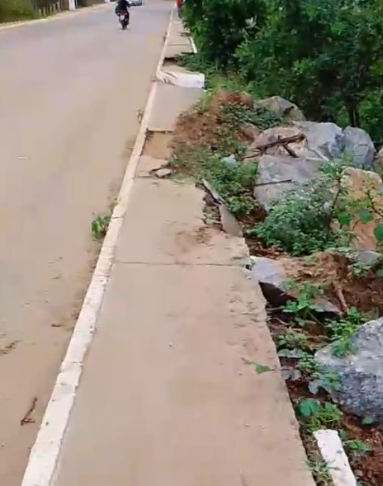 Vídeo: Moradores cobram melhorias em acesso ao bairro da Caxixola em ST