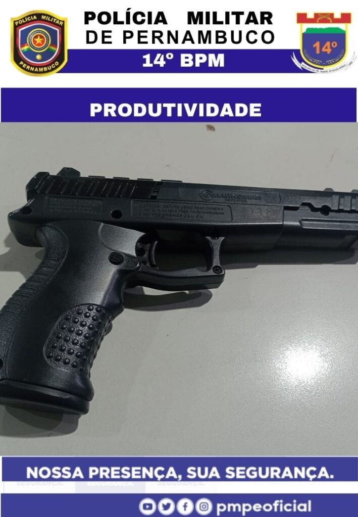 Homem se exibe com simulacro de arma e é conduzido a DP de Serra Talhada