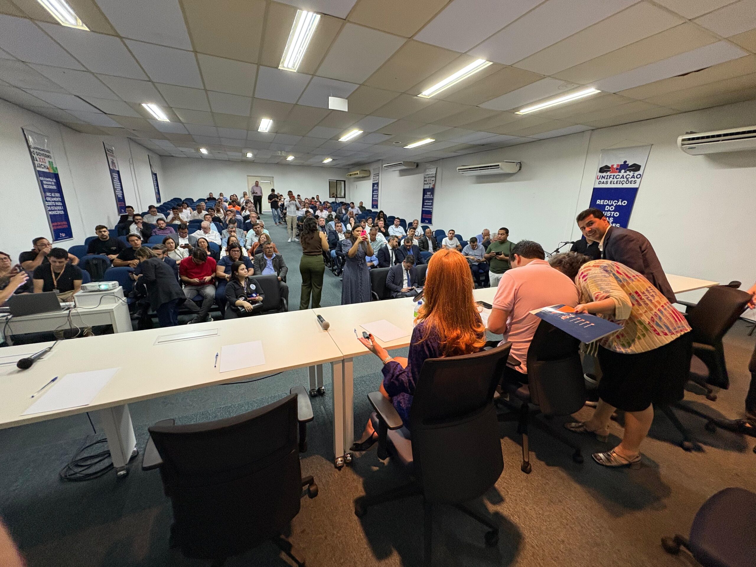 Faeca Melo participa de Assembleia da Amupe: "Estamos conectados"