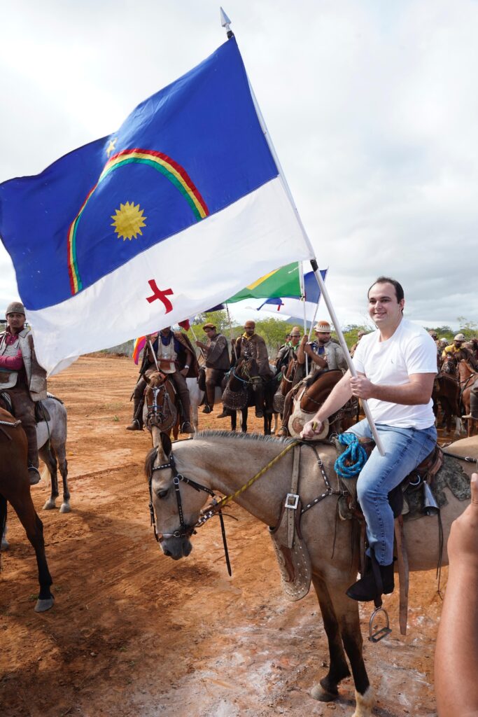 Breno se empolga após lançamento e começa a fazer o jogo eleitoral em PE