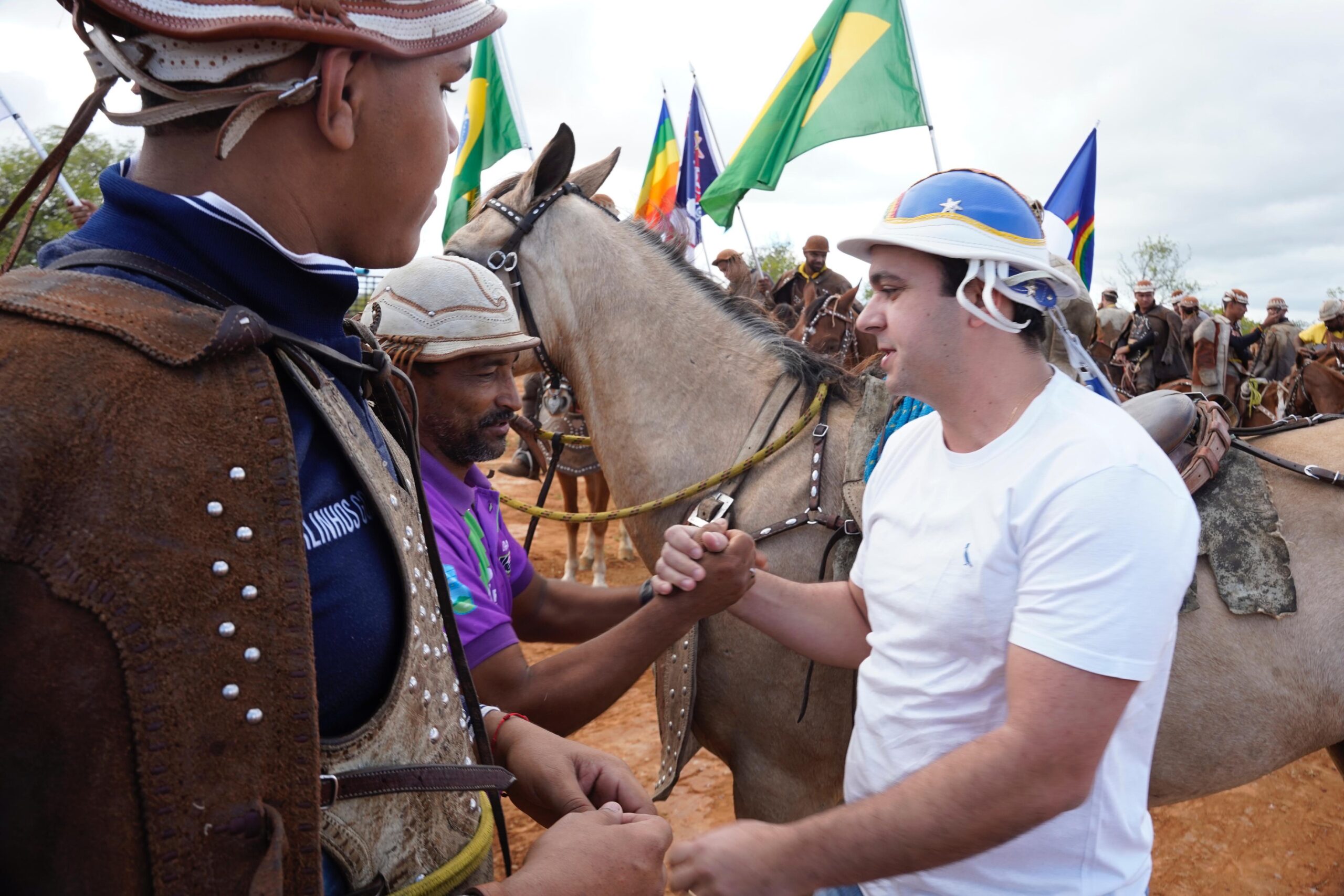 Breno se empolga após lançamento e começa a fazer o jogo eleitoral em PE