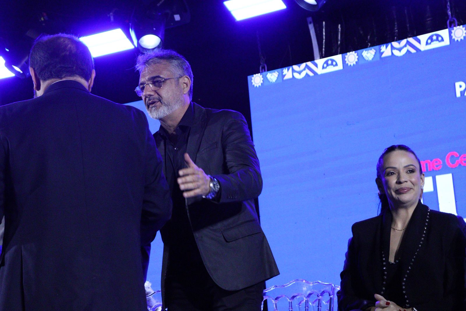 Duque e Márcia fizeram um 'balé' que não passou despercebido