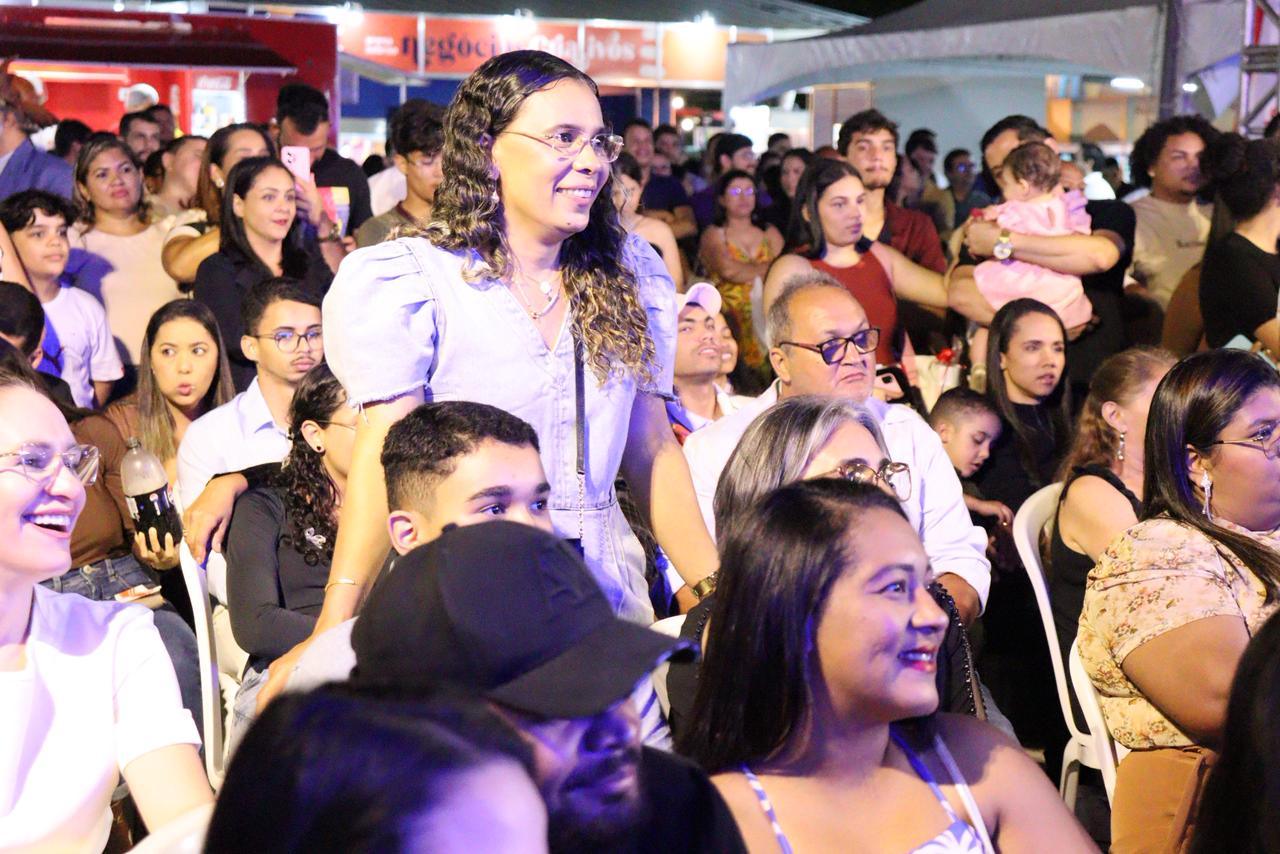 2ª noite da ExpoSerra com estandes cheios, muito forró e resenha em ST