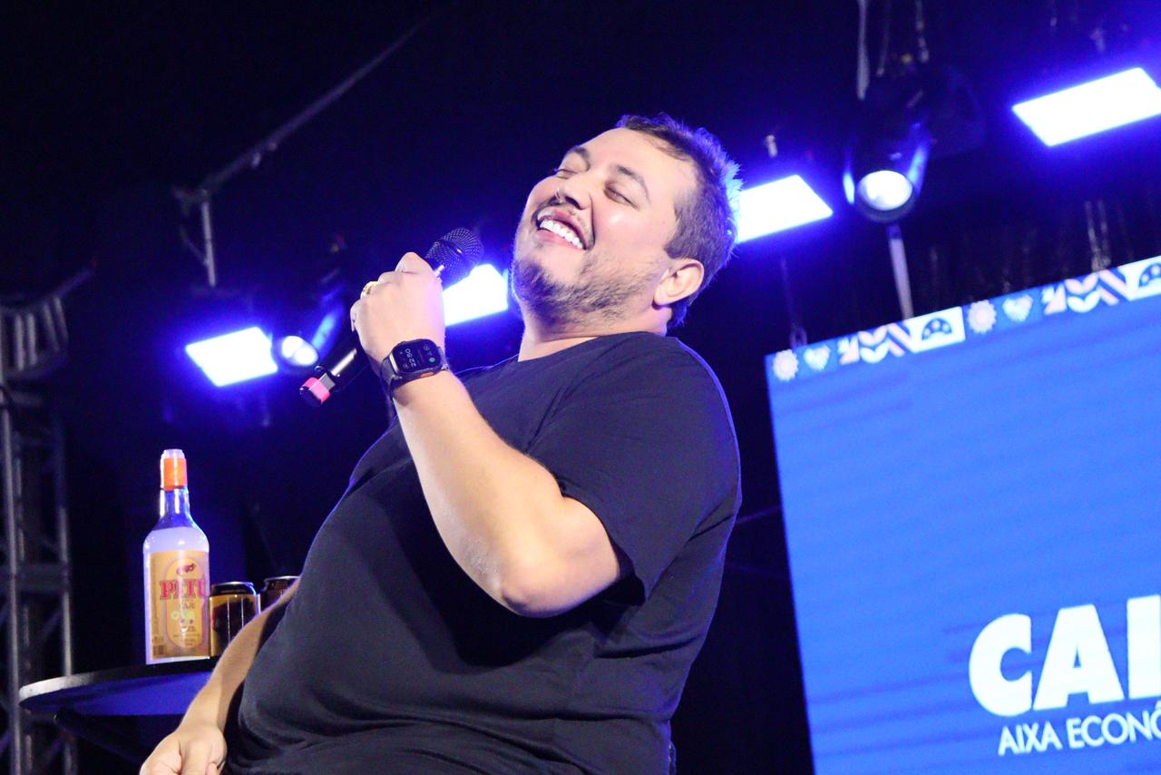 2ª noite da ExpoSerra com estandes cheios, muito forró e resenha em ST