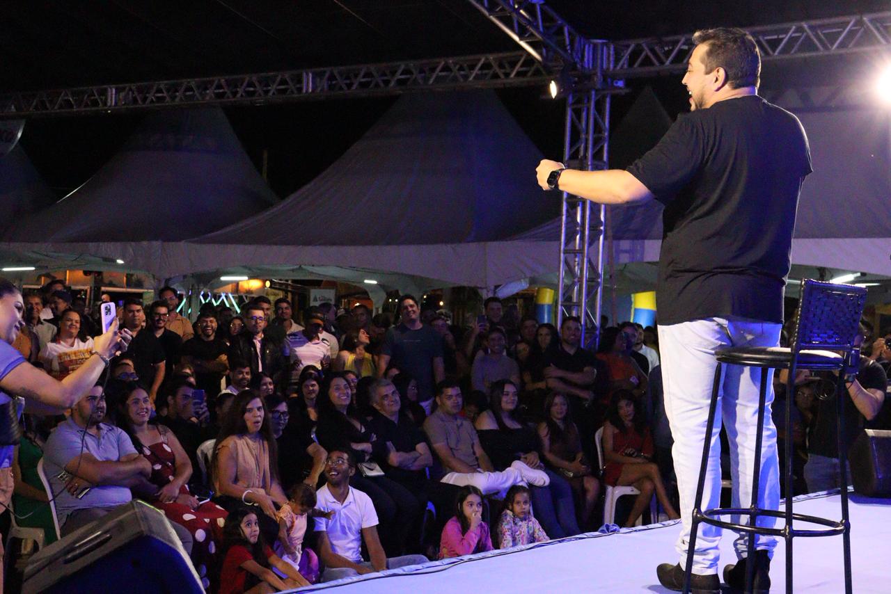 2ª noite da ExpoSerra com estandes cheios, muito forró e resenha em ST