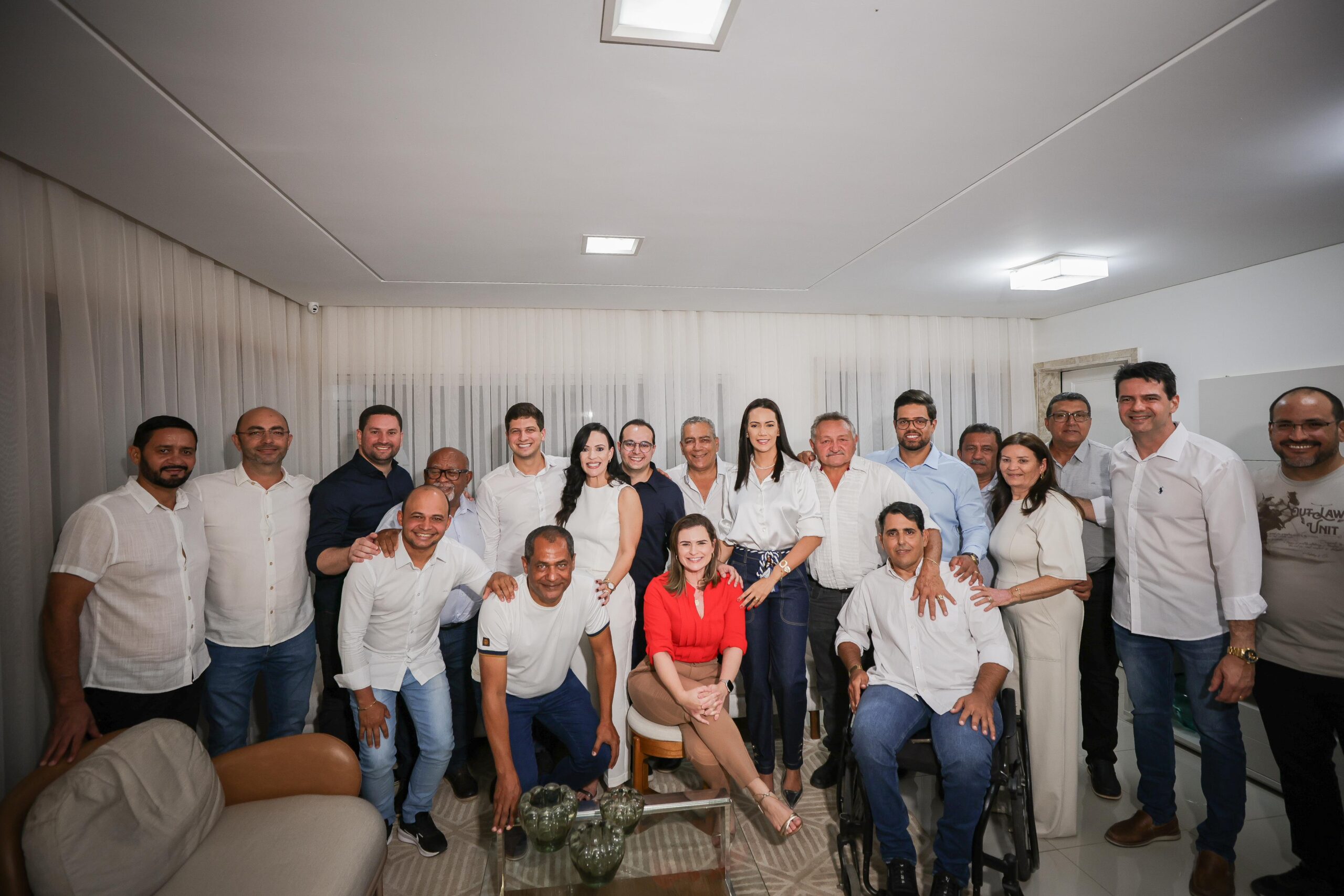 Márcia fortalece relação com Campos e 'time' deve centrar 'fogo' em Raquel 1 Márcia fortalece relação com Campos e 'time' deve centrar 'fogo' em Raquel