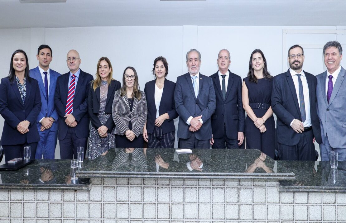 OAB-PE comparece a instalação da Vara Regional do Júri 1 OAB-PE marca presença na instalação da nova Vara Regional do Júri, no Cabo de Santo Agostinho. Foto: Sandokan Xavier/OAB-PE