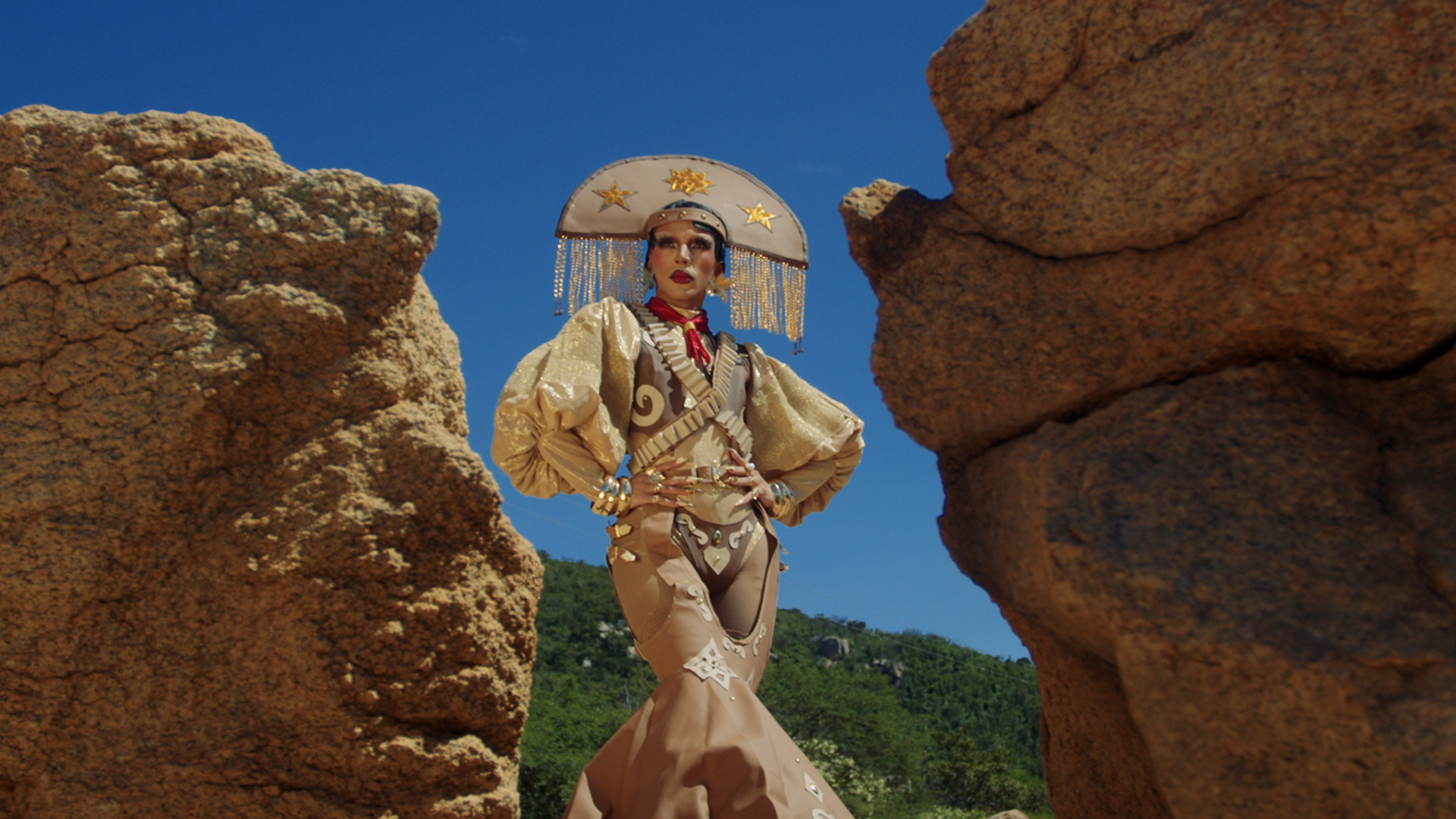 Drag Queen de Carnaíba, no Sertão do Pajeú, é destaque em reality show