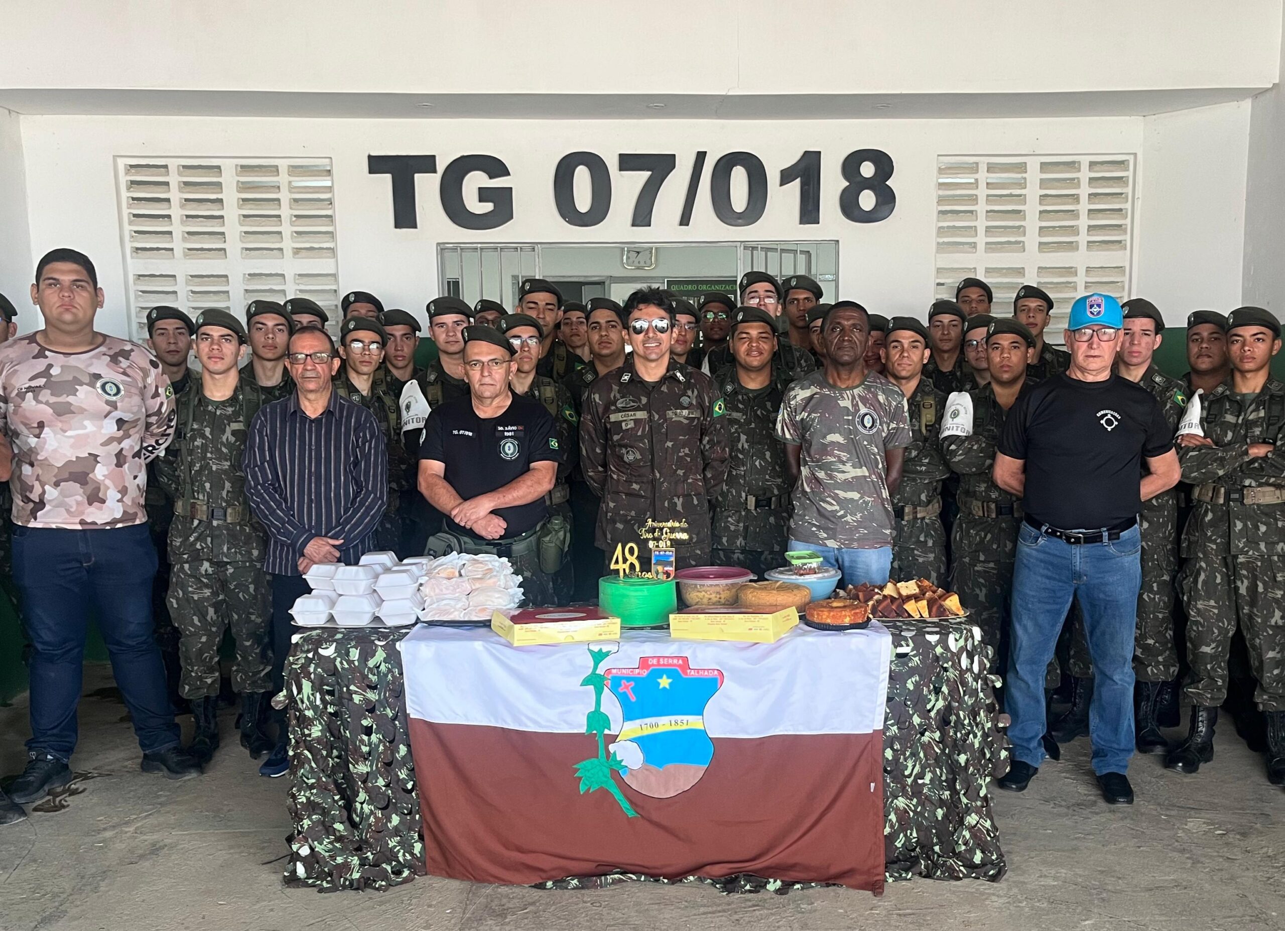 Prefeitura de Serra Talhada parabeniza o Tiro de Guerra pelos seus 48 anos 1 Foto: Divulgação