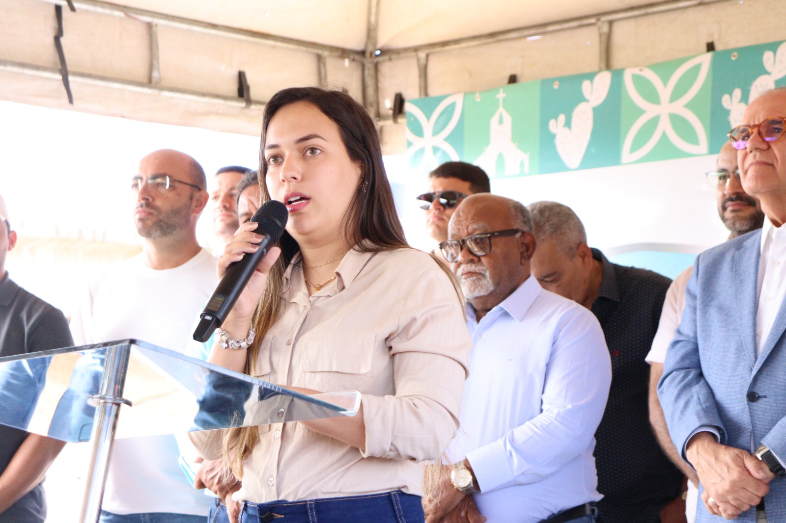 Márcia destrava etapa do Anel Viário e comemora apoio de aliados