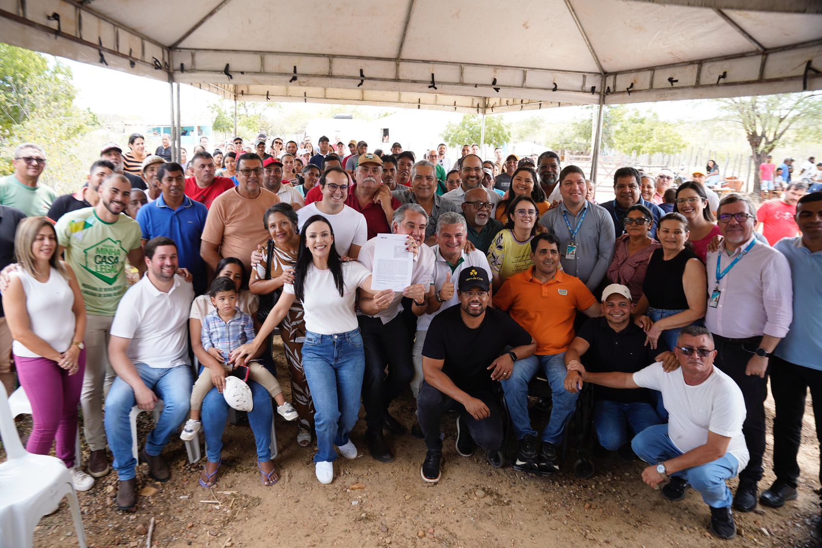 Márcia comemora casa própria para 49 famílias quilombolas de Serra Talhada