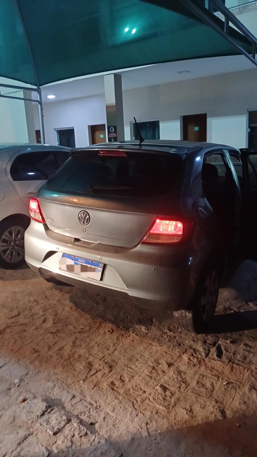 Casal suspeito de estelionato é detido pela PRF em Salgueiro