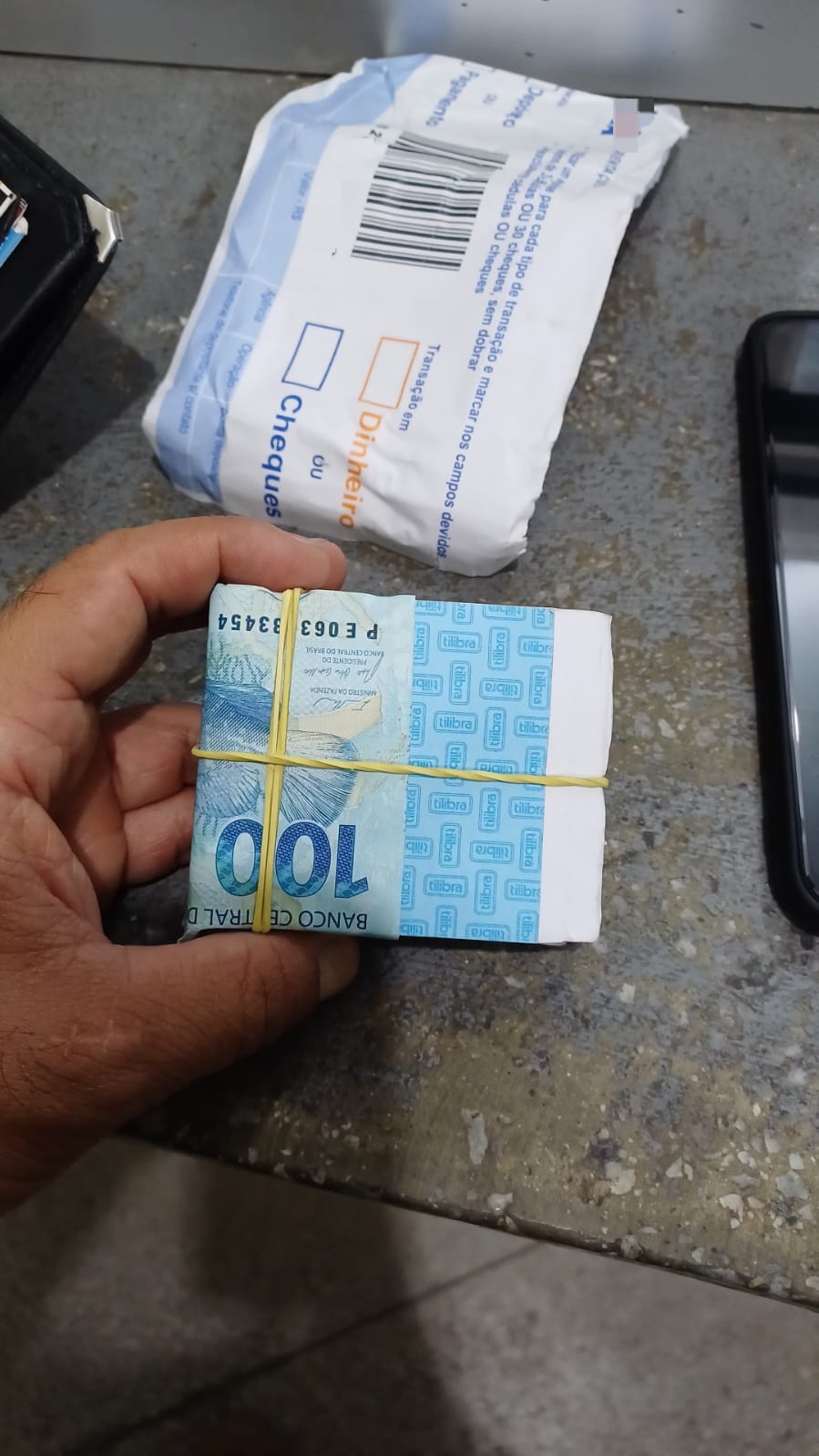 Casal suspeito de estelionato é detido pela PRF em Salgueiro