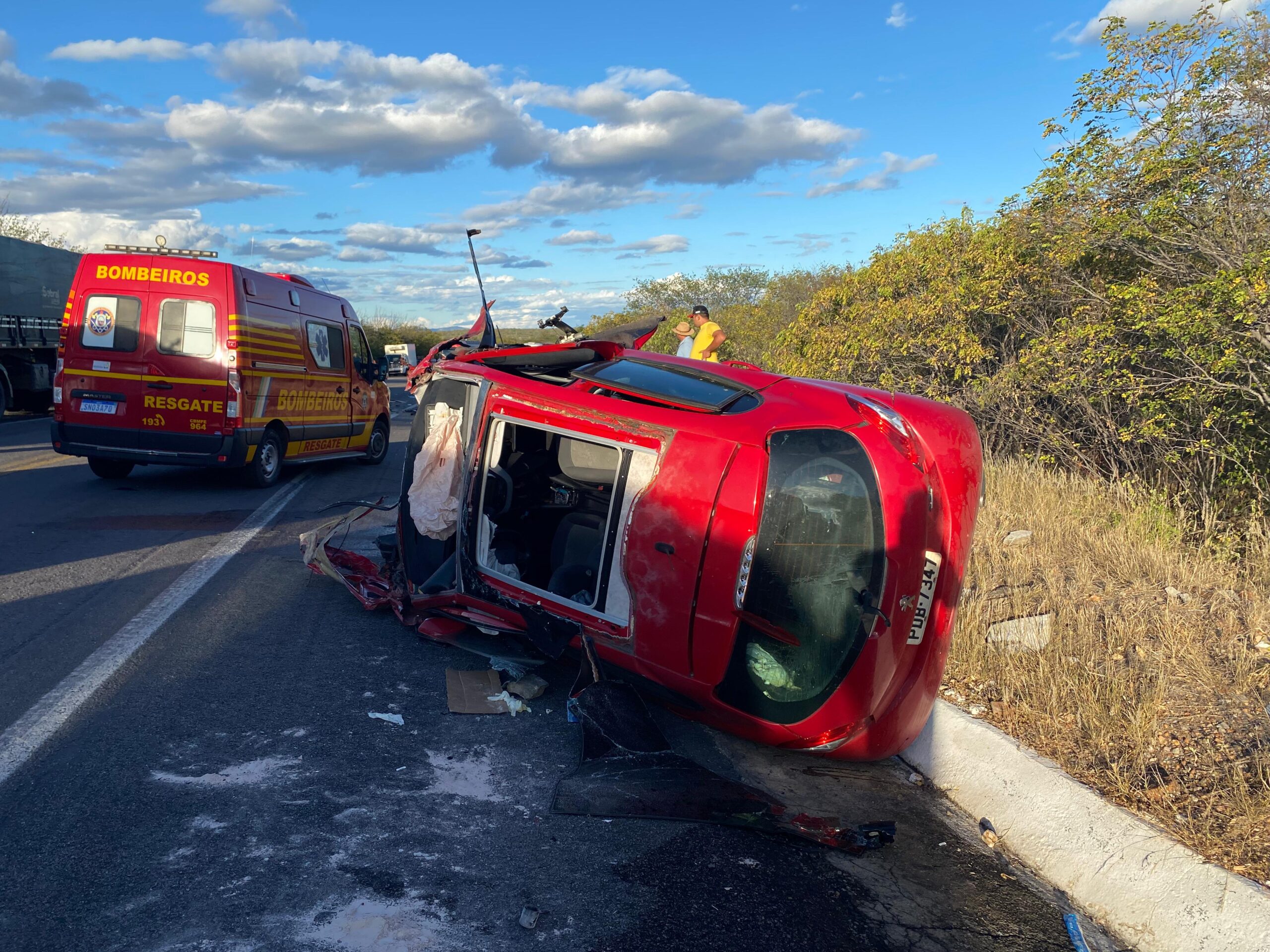 Grave acidente em Serra Talhada na BR-232 deixa 5 vítimas nesta 3ª