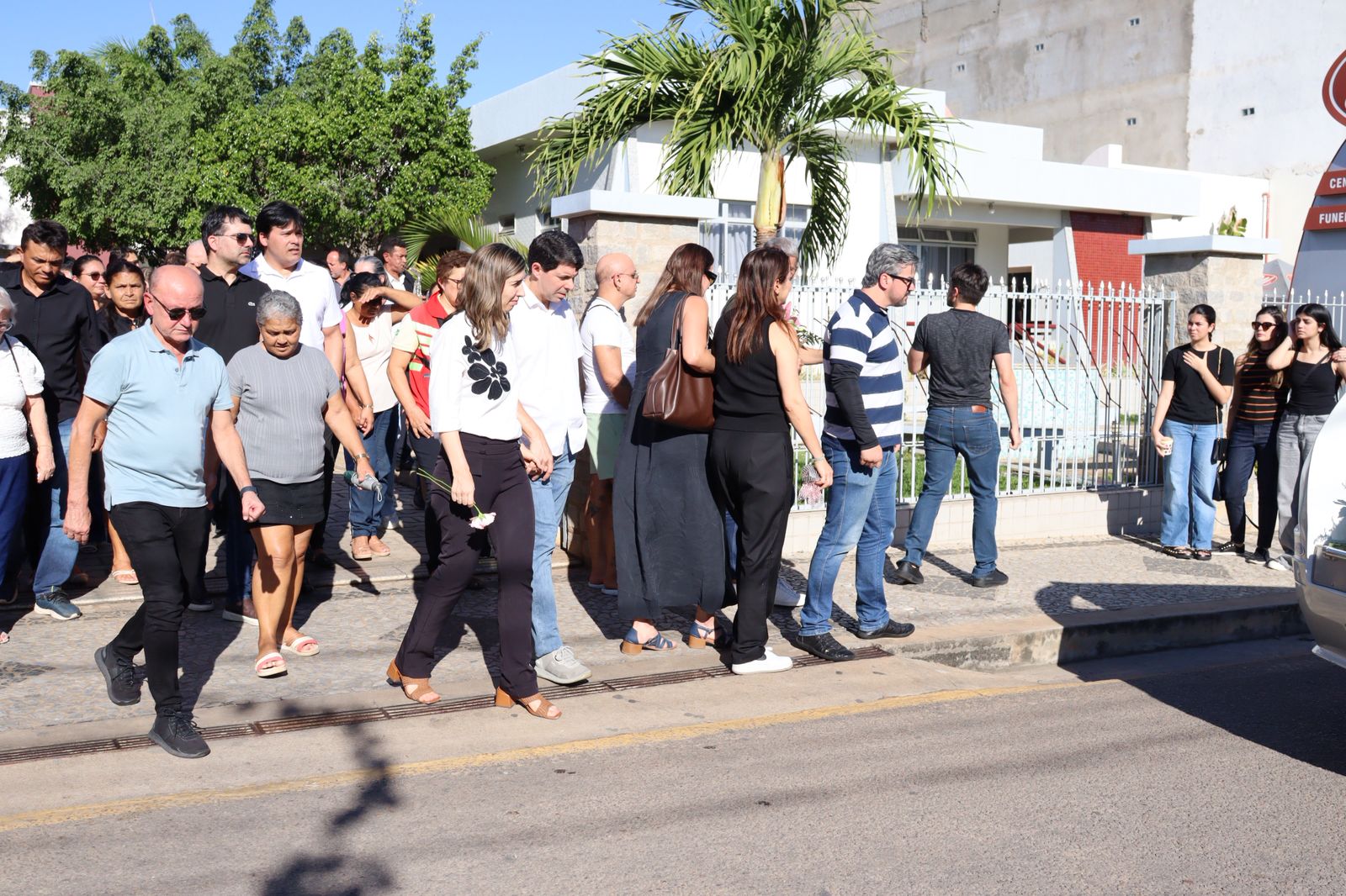 Comoção no último adeus a Dra. Florenilza Melo em ST nesta 4ª