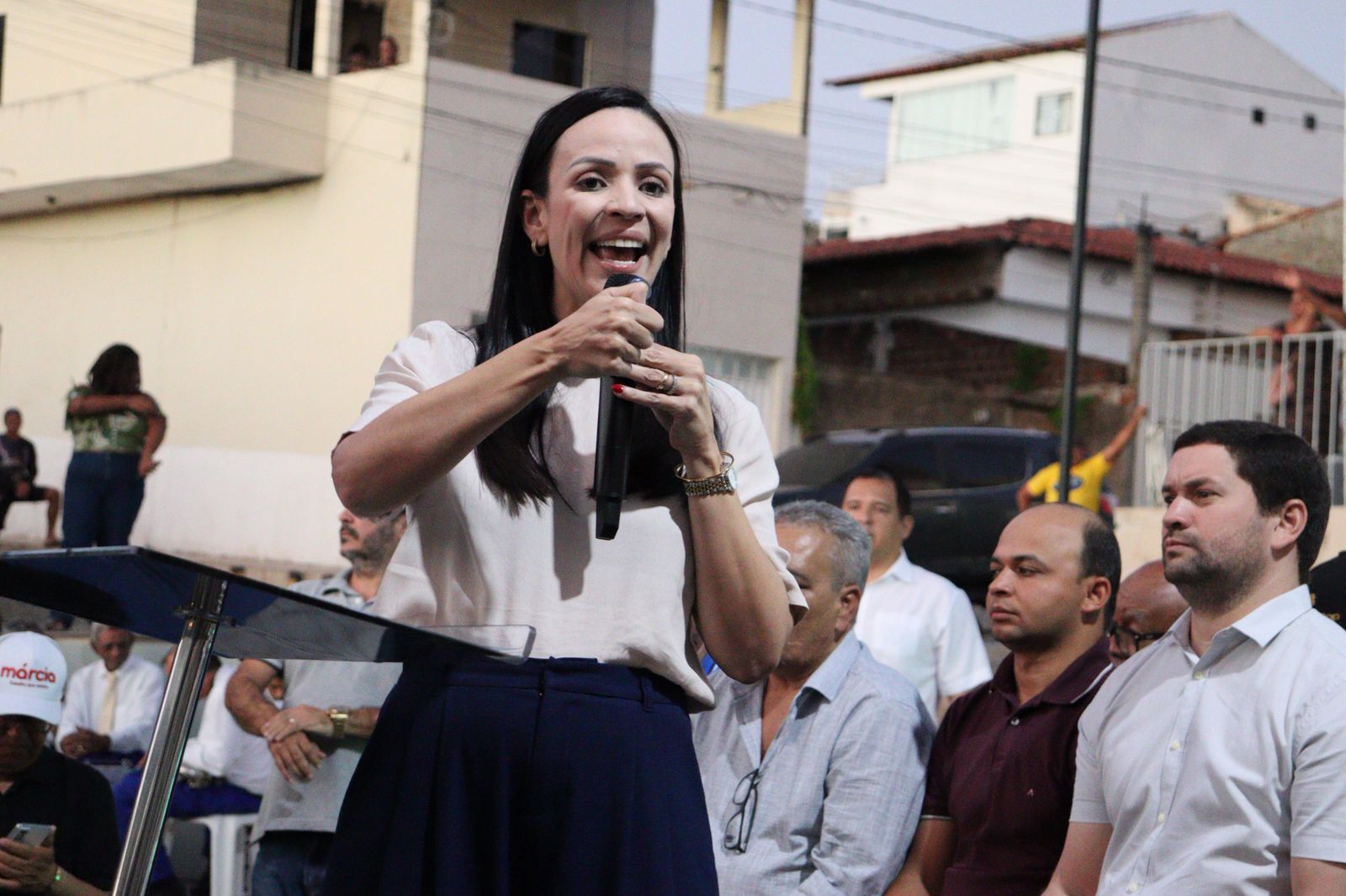 Márcia anuncia reforma da Praça do Rodeio: 'Esquecida por gestões'