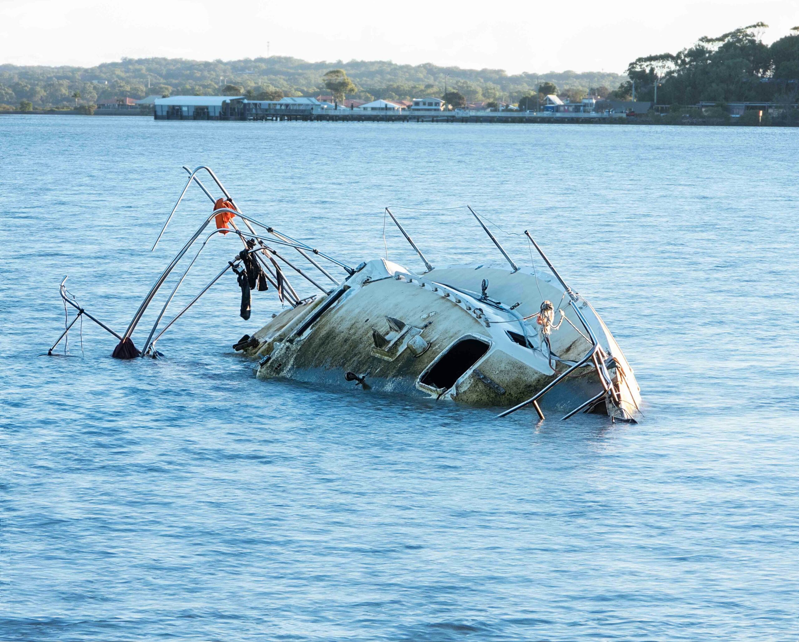 Naufrágio de barco turístico no Vietnã deixa mais de 30 mortos 1 Naufrágio de barco turístico no Vietnã deixa mais de 30 mortos - Imagem Ilustrativa - Foto: Michael/Unsplash