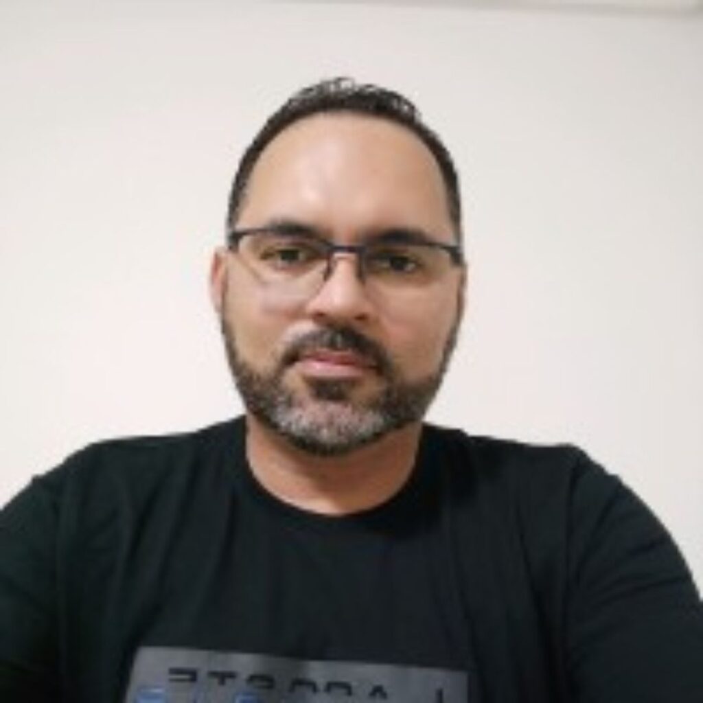 Professor da UAST recebe Prêmio Nacional por pesquisas feitas em ST