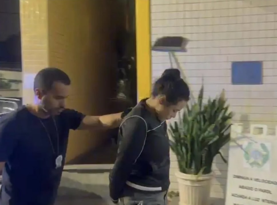 Mãe curte noite no baile e bebê morre após ser deixado com irmão de 5 anos 1 Mãe curte noite no baile e bebê morre após ser deixado com irmão de 5 anos - Foto: Reprodução/PCERJ