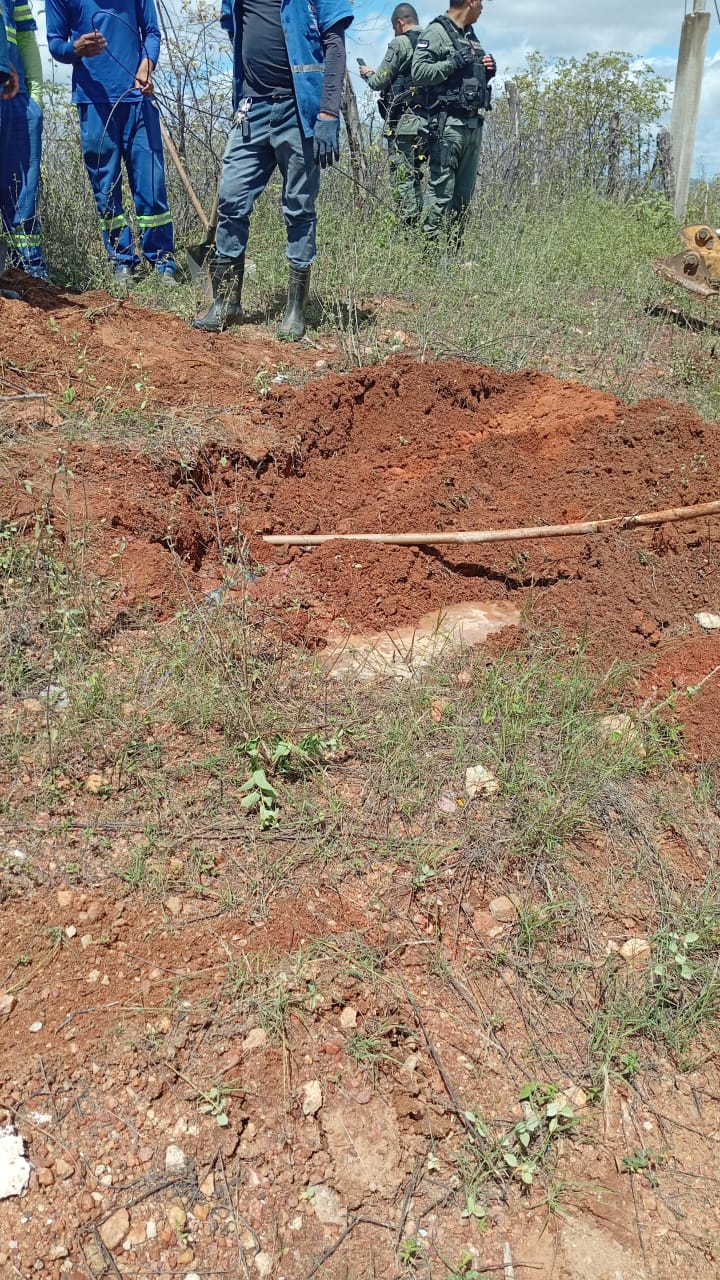 Operação da Compesa e policia recupera vazão desviada