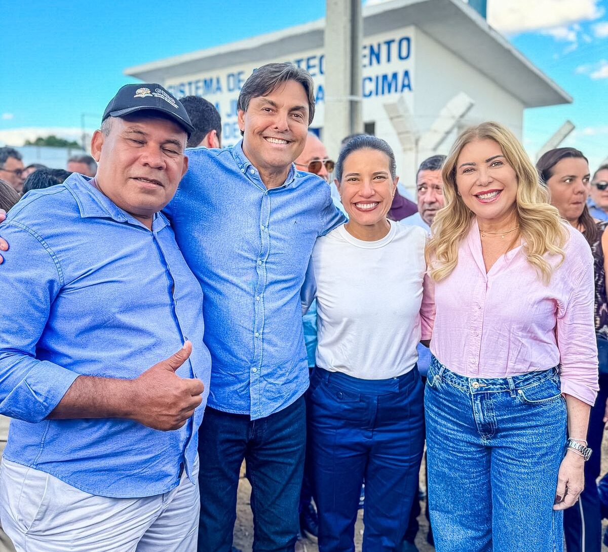 Marconi acompanha Raquel Lyra em agenda pelo Sertão 1 Marconi acompanha Raquel Lyra em agenda pelo Sertão