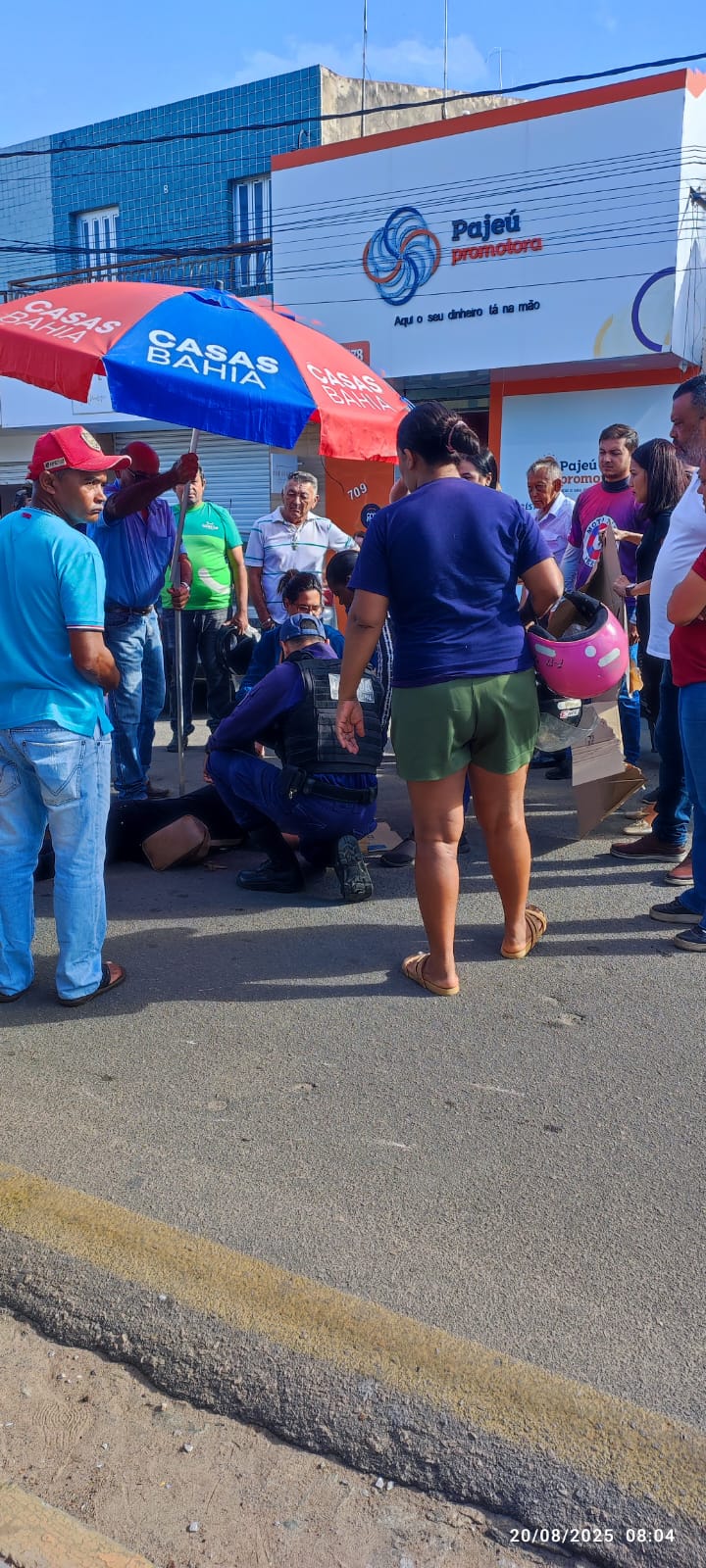 Cachorro provoca acidente no Centro de Serra Talhada nesta quarta