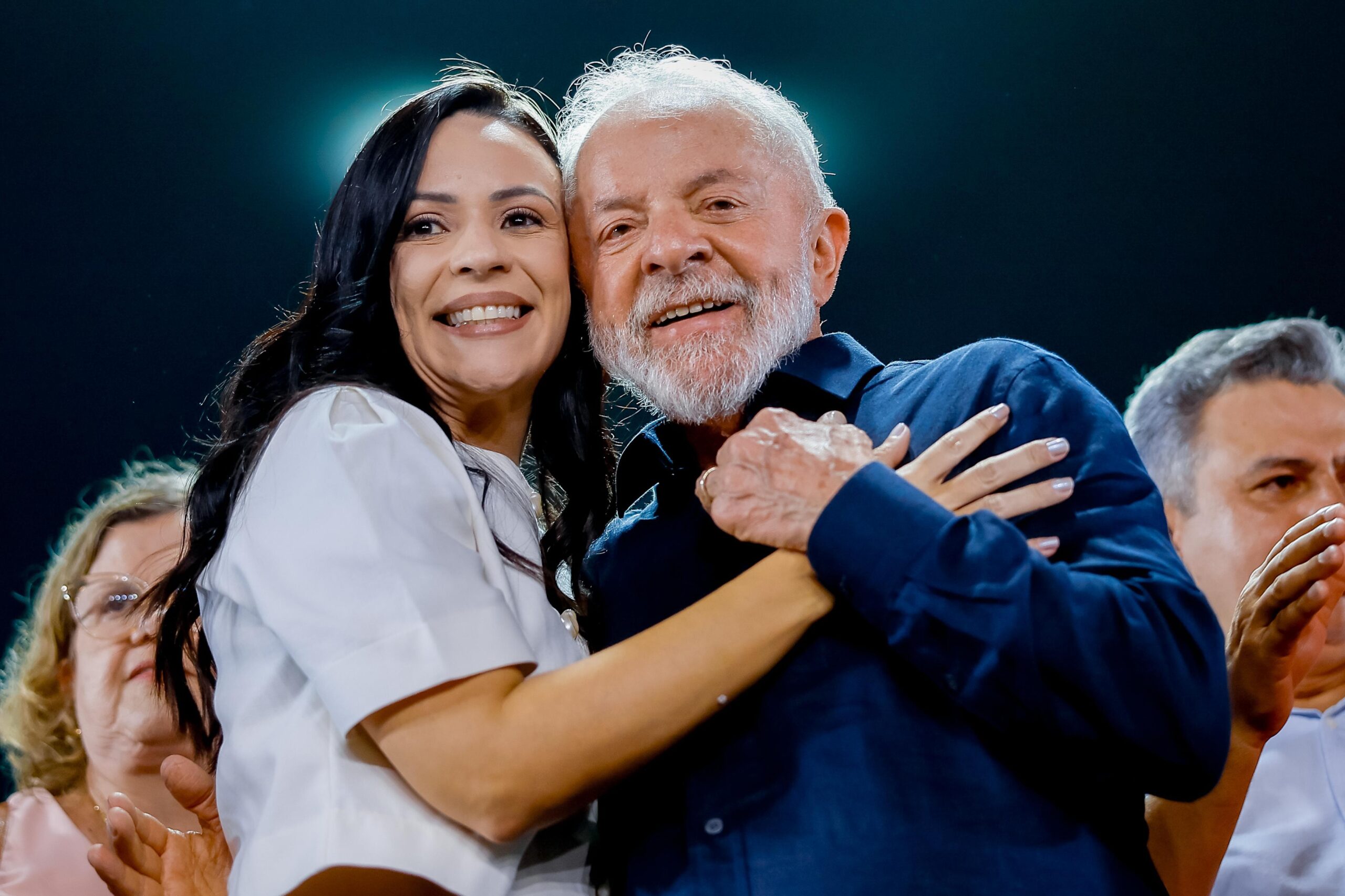Parceria entre Márcia e Lula garante Unidade Odontológica Móvel 1 Parceria entre Márcia e Lula garante Unidade Odontológica Móvel