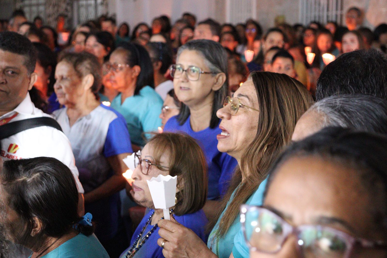 Emoção e fé marcaram a abertura da festa de N.Sª da Penha em ST