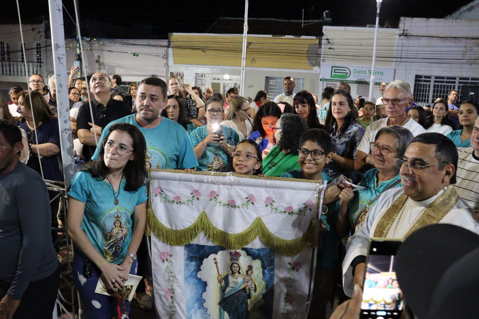 Emoção e fé marcaram a abertura da festa de N.Sª da Penha em ST