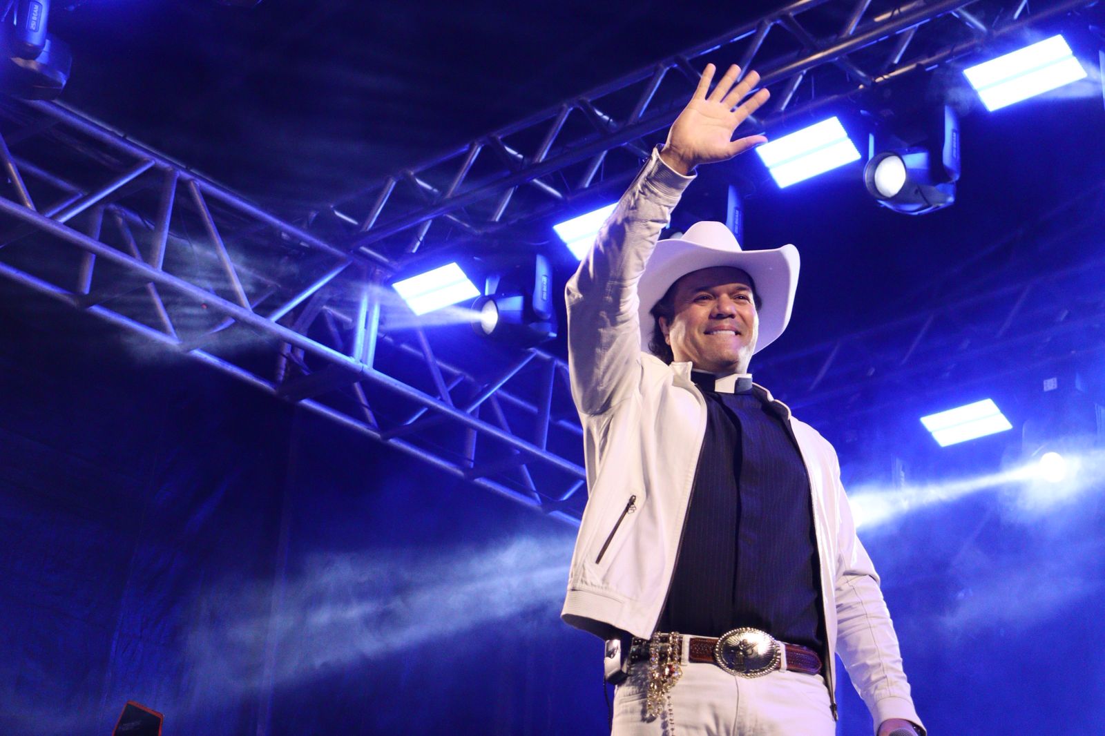 Padre Alessandro abre festa e Márcia diz que não há espaço para ódio 1 Fotos: Licca Lima/Farol de Notícias