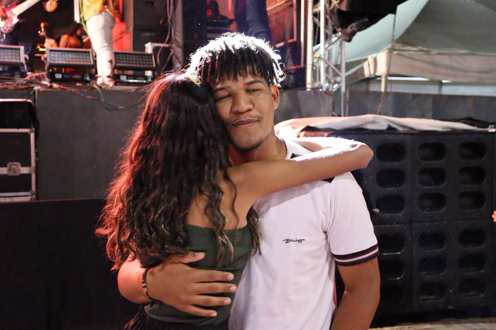 Artistas trazem alegria e descontração à Praça Sérgio Magalhães em ST