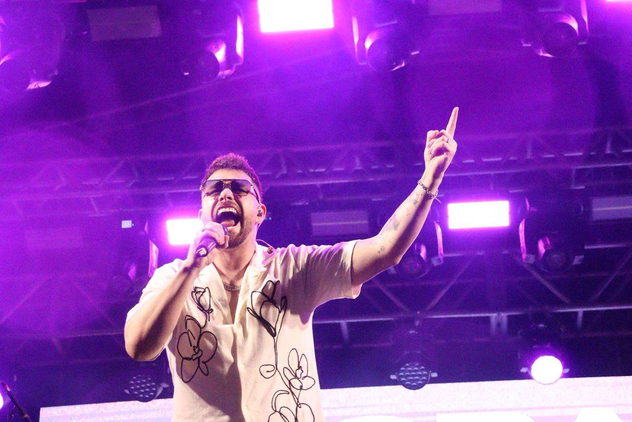 Emoção marcou show de banda de rock católico na Sérgio Magalhães