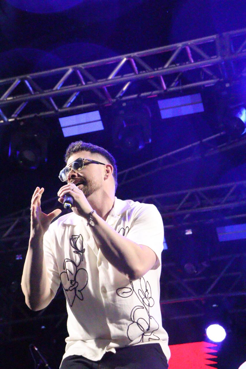 Emoção marcou show de banda de rock católico na Sérgio Magalhães