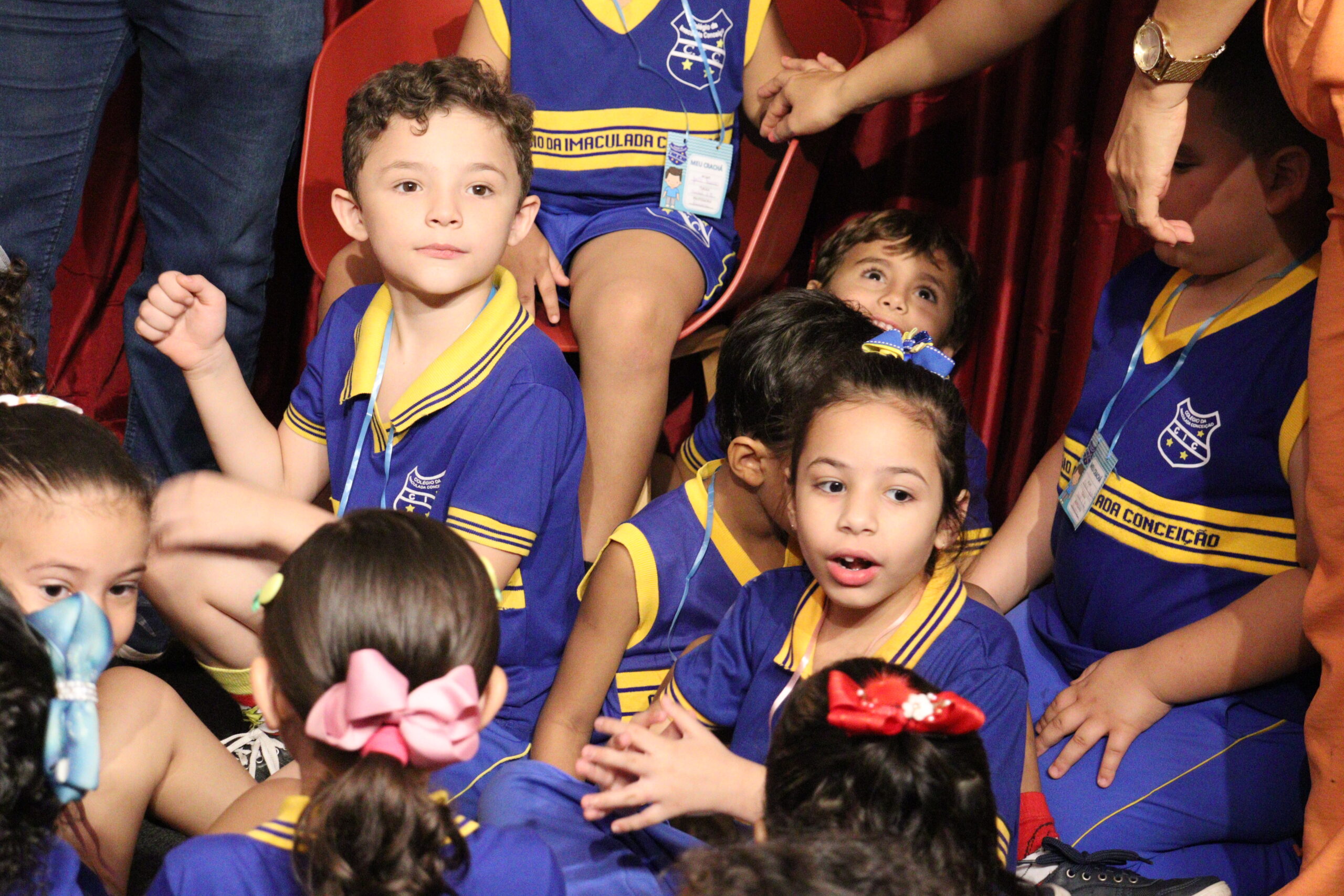 Alunos da Imaculada Conceição visitam redação do Farol nesta 3ª