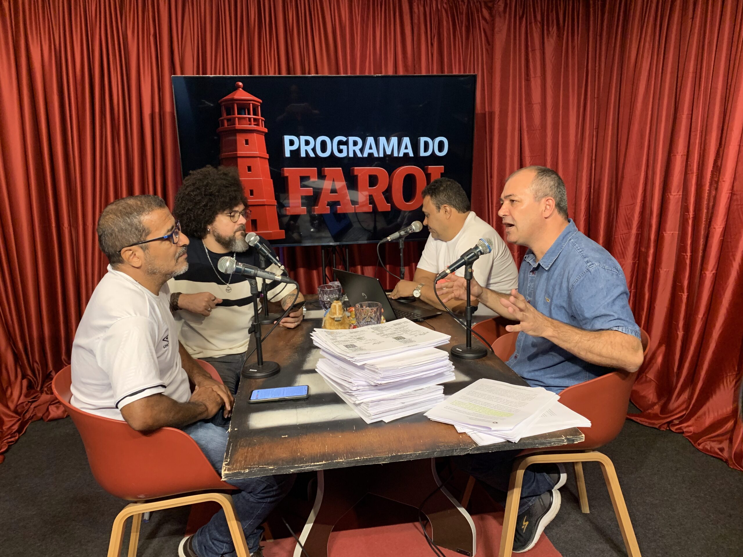 Vandinho comenta promessa de Monteiro e relembra 'caga-fogo' em ST