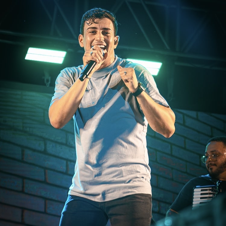 Michel Brocador foi atração nos 522 anos do Arquipélago 1 Michel Brocador foi atração nos 522 anos do Arquipélago - Foto: Divulgação