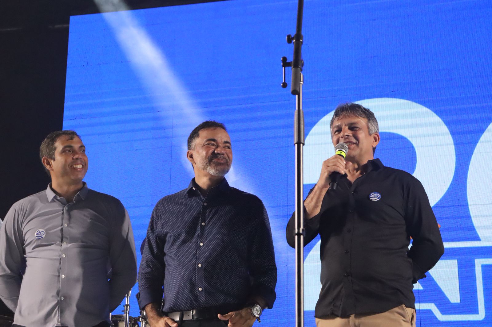 Atel celebra 20 anos com noite de festa nas ruas e receita de sucesso