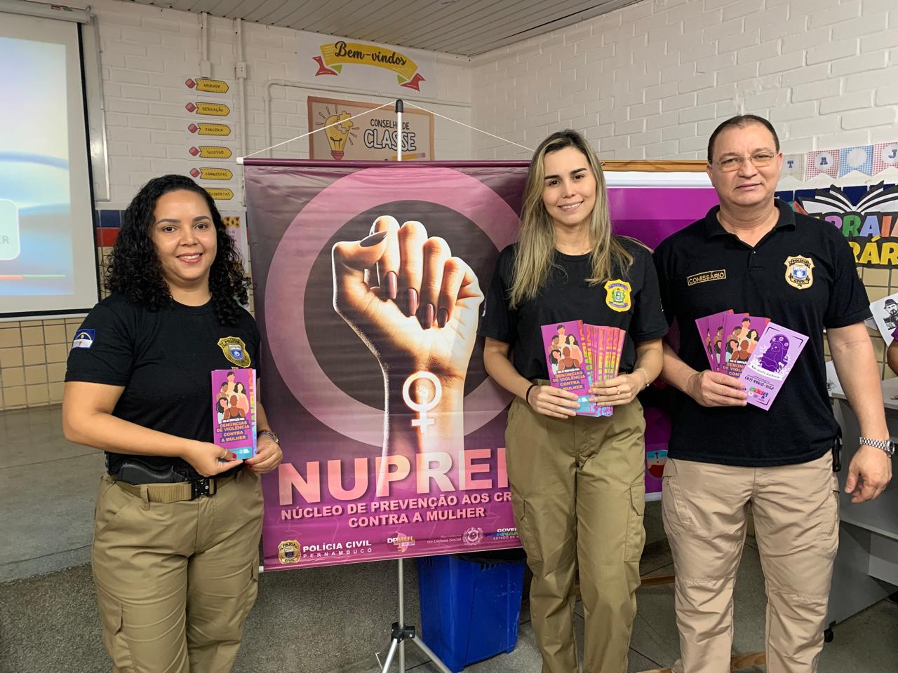 Polícia Civil realiza ação educativa em ST no combate à violência contra mulher 1 Fotos: Licca Lima/Farol de Notícias