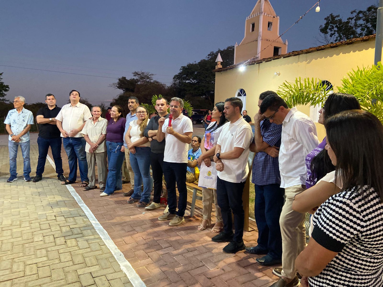 Prefeitura de Afogados inaugura praça no São João Velho 1 Prefeitura de Afogados inaugura praça no São João Velho - Fotos: Divulgação