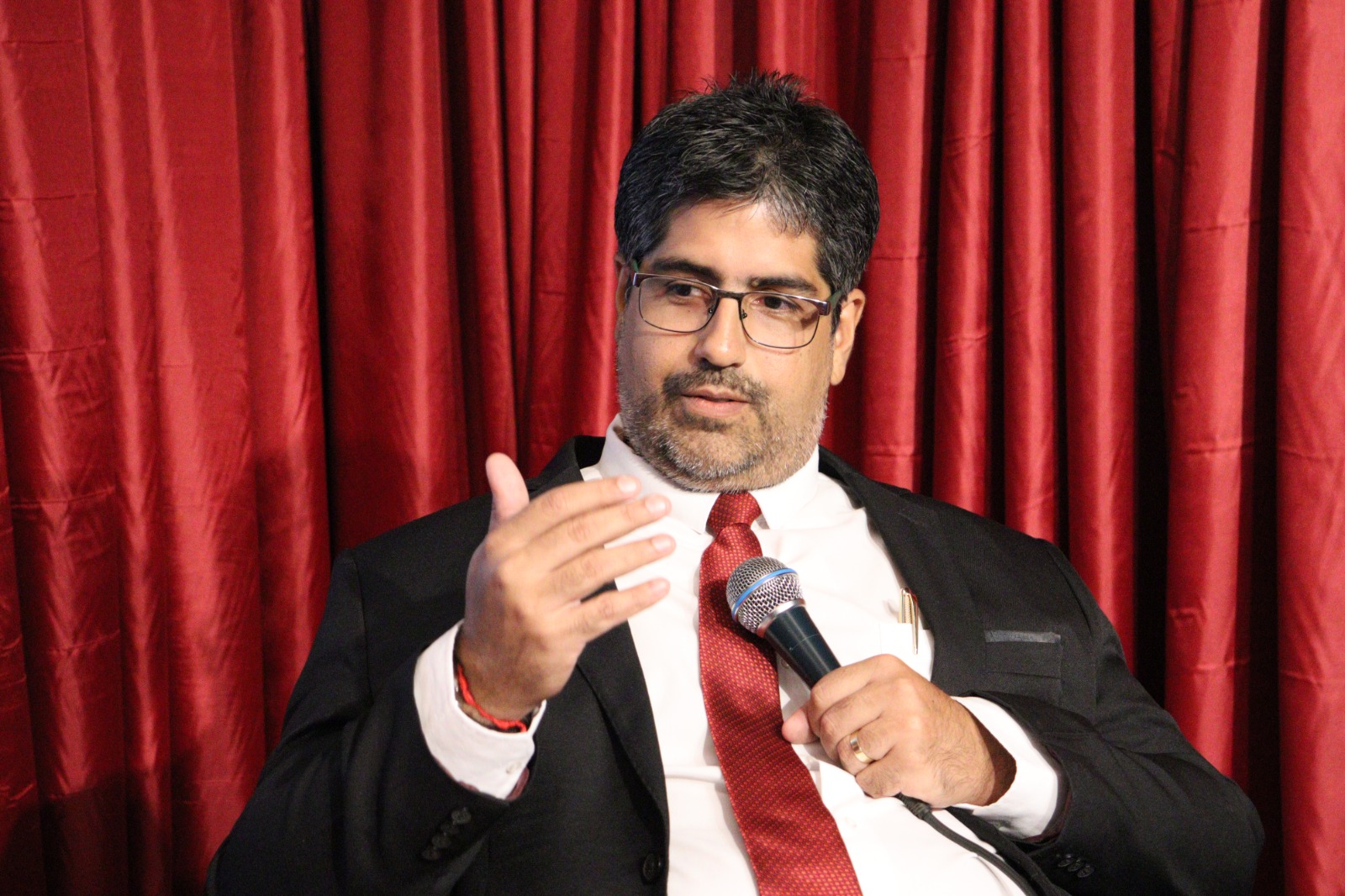 Advogado serra-talhadense esclarece dúvidas sobre consignados 1 Fotos: Licca Lima/Farol de Notícias