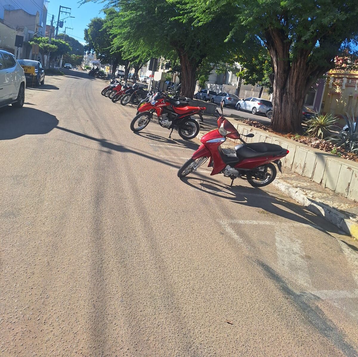 Falta de fiscalização gera bagunça na Concha Acústica, cartão postal de ST 1 Falta de fiscalização gera bagunça na Concha Acústica, cartão postal de ST