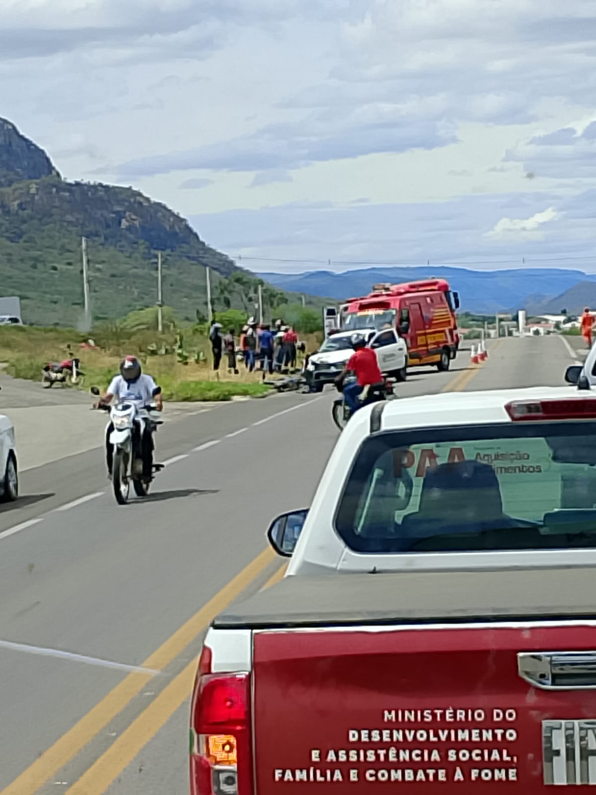 Colisão carro e moto