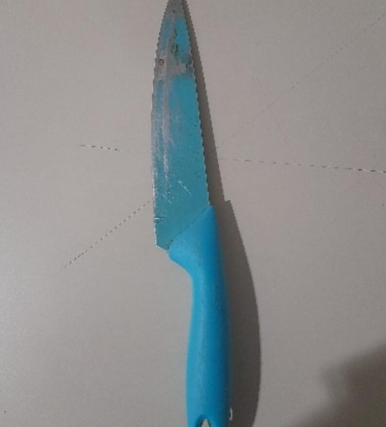 Homem da 'faca azul' é detido durante blitz policial em São José Belmonte 1 Fotos: Divulgação/PMPE