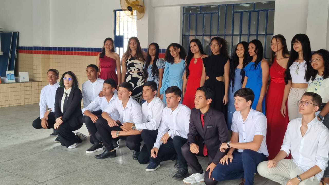 EREM Cornélio Soares realizou Festival de Dança e Teatro nesta 5ª